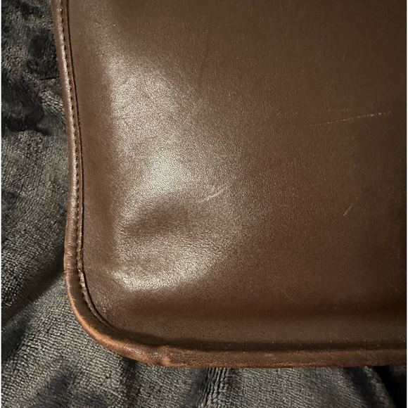 Coach Brown Leather Vintage Legacy Shoulder Crossbody Zip Top Bag Made In USA - Picture 5 of 13